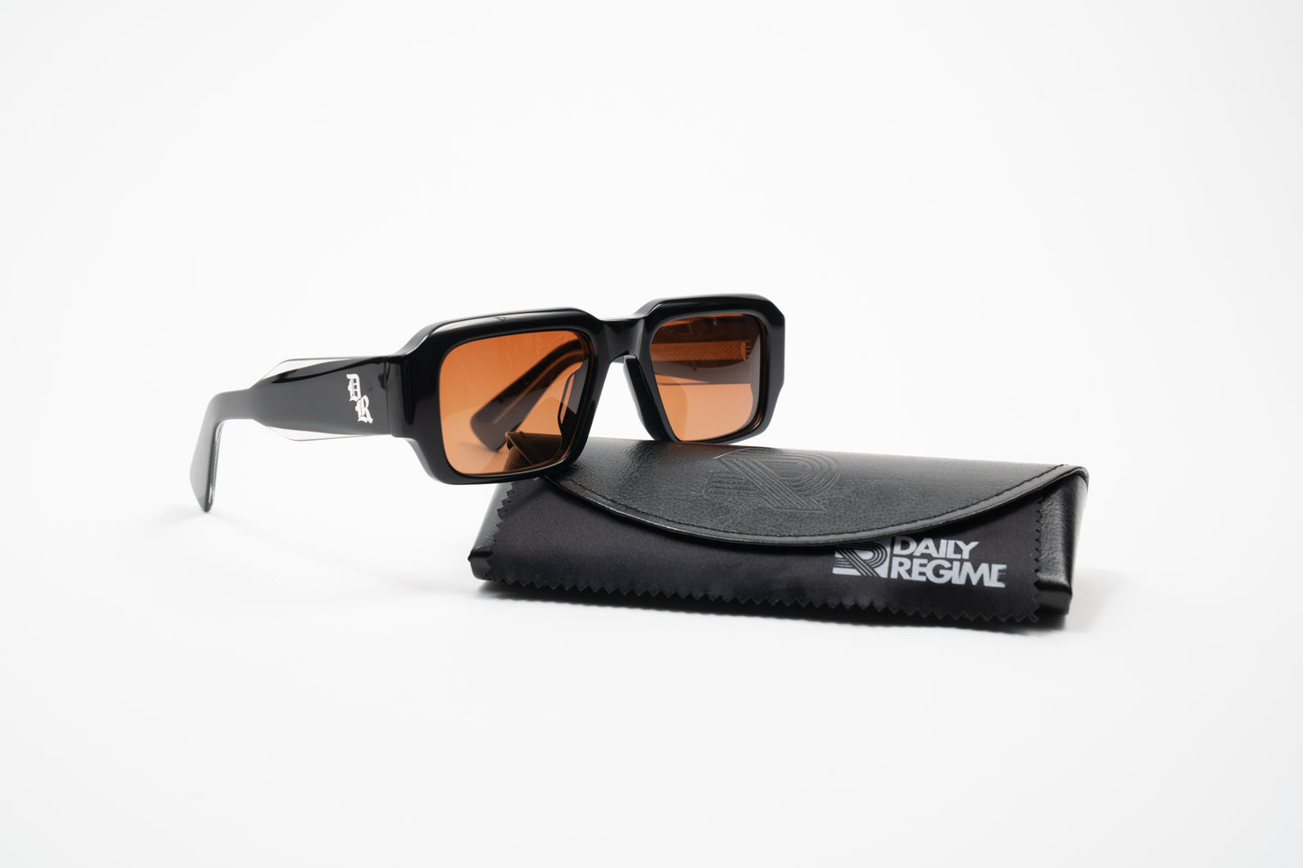 Daily Sunnies No. 3 - Gloss Black/Black Tea Lens